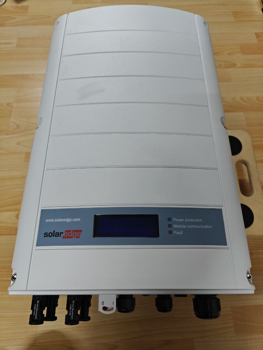 SolarEdge Sonstiges Elektromaterial: Solaredge SE7K Wechselrichter 7 kWp mit Display – Gebraucht aus Dinhard von