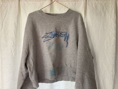 Coole Stüssy Crop Pulli, Grau, Top Zustand, Grösse M