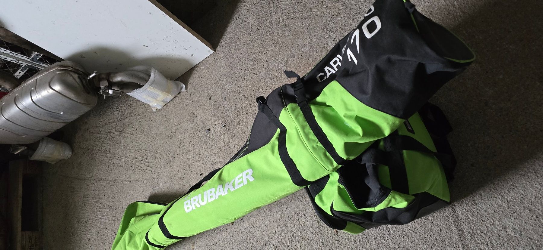 Skis: Ski Ausrüstung – Gebraucht aus Möhlin von Carmaxx