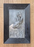 tableau chasse signé chevreuil ancien sculpture haut relief
