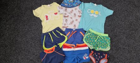Kleiderpaket Sommer 2-3 Jahre 10 Stücke, Sonnenbrille