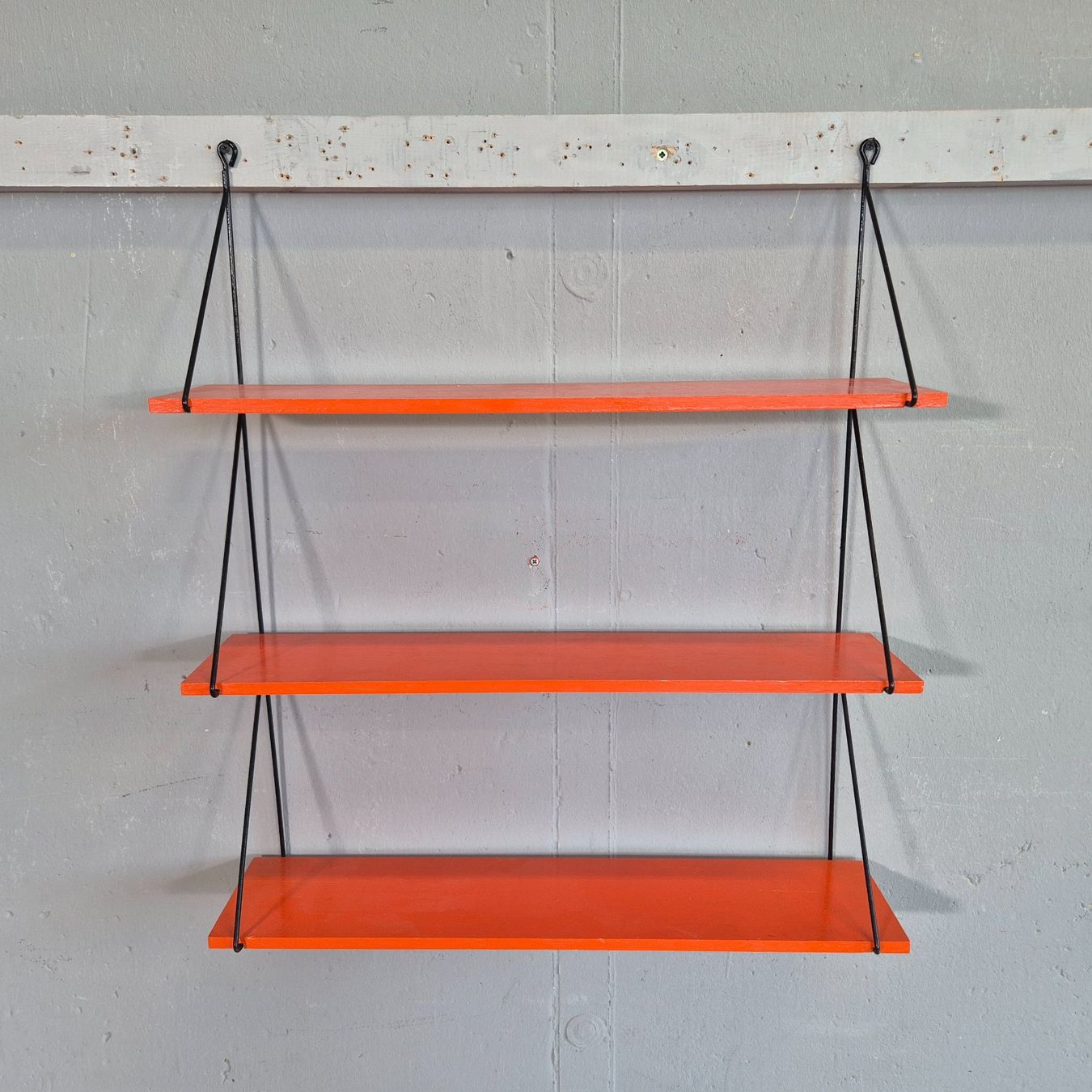 Regale: Stringregal, Bücherregal 1970 Vintage Regal String-Shelf – Gebraucht aus Nottwil von Wondewa-Shop 7