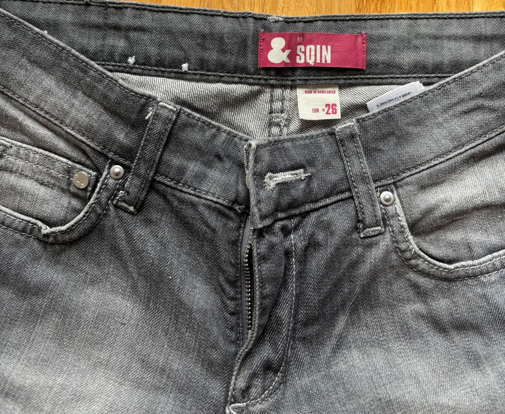 Jeans: Jean gris SQIN Taille 26 – Usato da Perly venduto da Flemprod01 1
