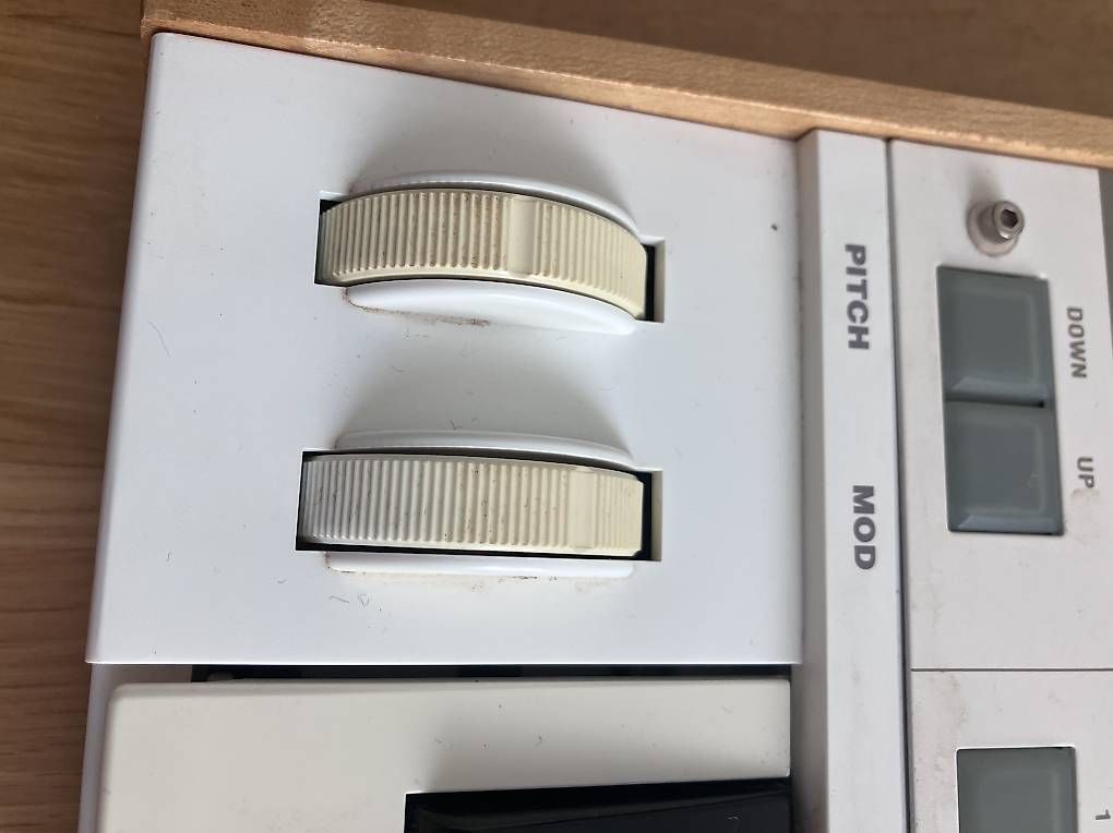 Korg Musikinstrumente: Microkorg S – Gebraucht aus Zürich von mih_6mdc 2