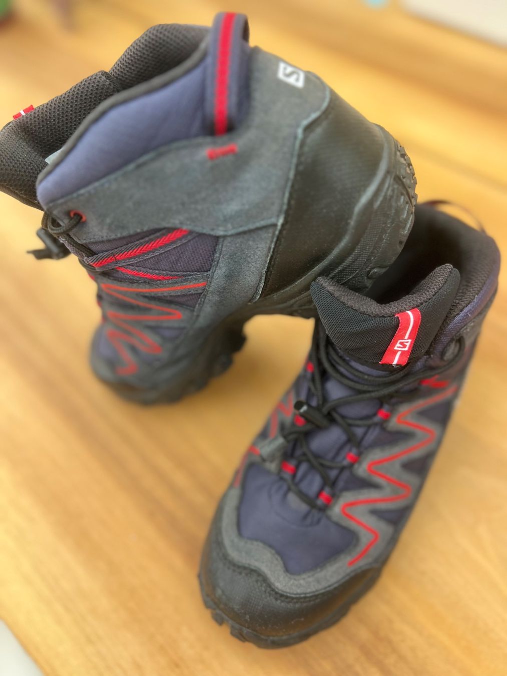 Salomon Scarpe per ragazzi: SALOMON Wanderschuhe (EUR 37 ⅓, USA 5) – Usato da Wollerau venduto da vdeangeli 5