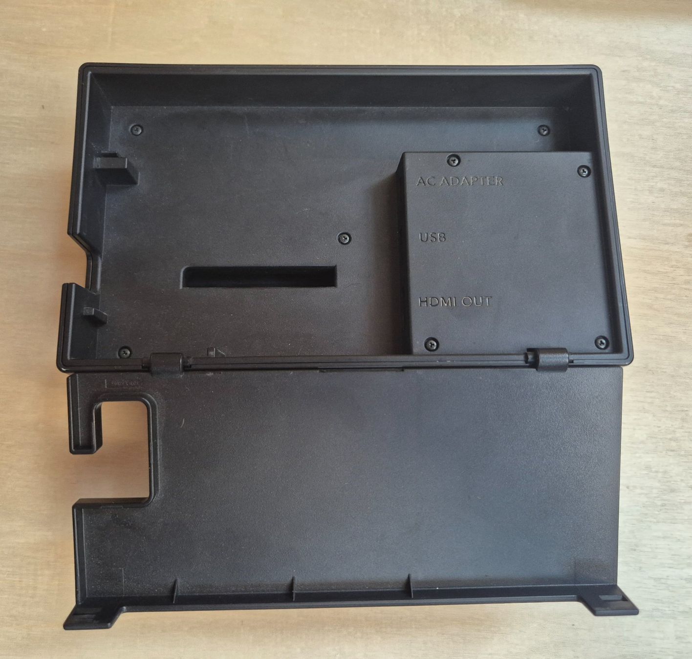 Nintendo Console: Zubehör Nintendo Switch 1 – Usato da Hüntwangen venduto da ABCCBA01 1