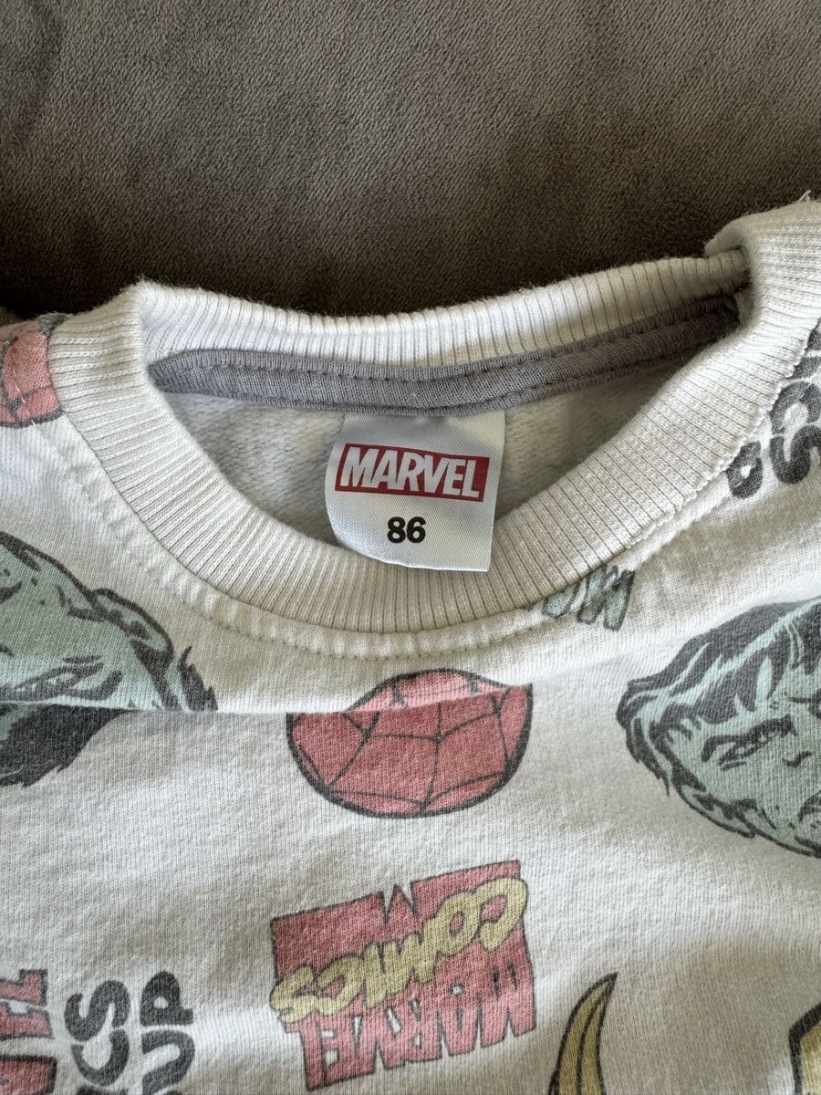 Completi: Marvel Set Pullover und Hose Grösse 86 gut erhalten – Nuovo (secondo la descrizione) da Untersiggenthal venduto da sca_5tfk 1