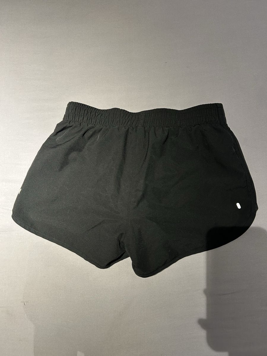 Adidas Pantaloni: Kurze Sporthose Addidas XS/S – Usato da Neukirch (Egnach) venduto da oli_y86b 1
