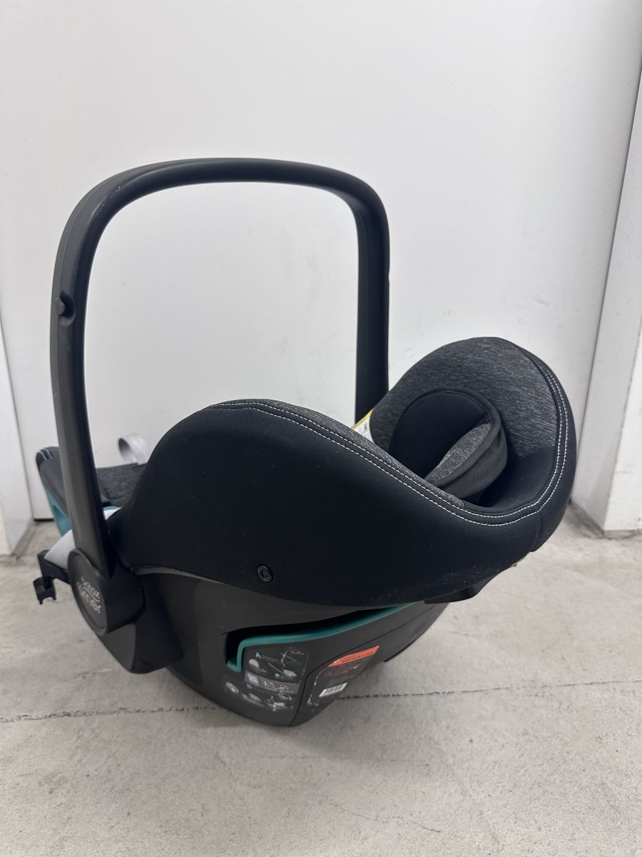 Britax Römer Auto-Kindersitze: Römer Baby Safe3 i-Size graphite marble – Gebraucht aus Zürich von adamv 2