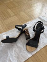 New Gucci sandals 38