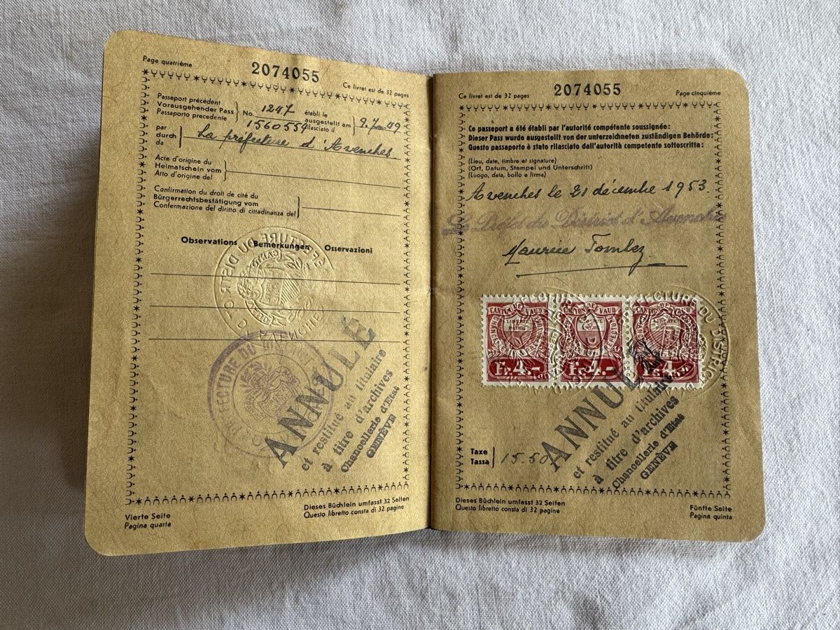 Dokumente: Passport Suisse Schweizer Pass – Gebraucht aus GRAND - LANCY von petitpain67 4