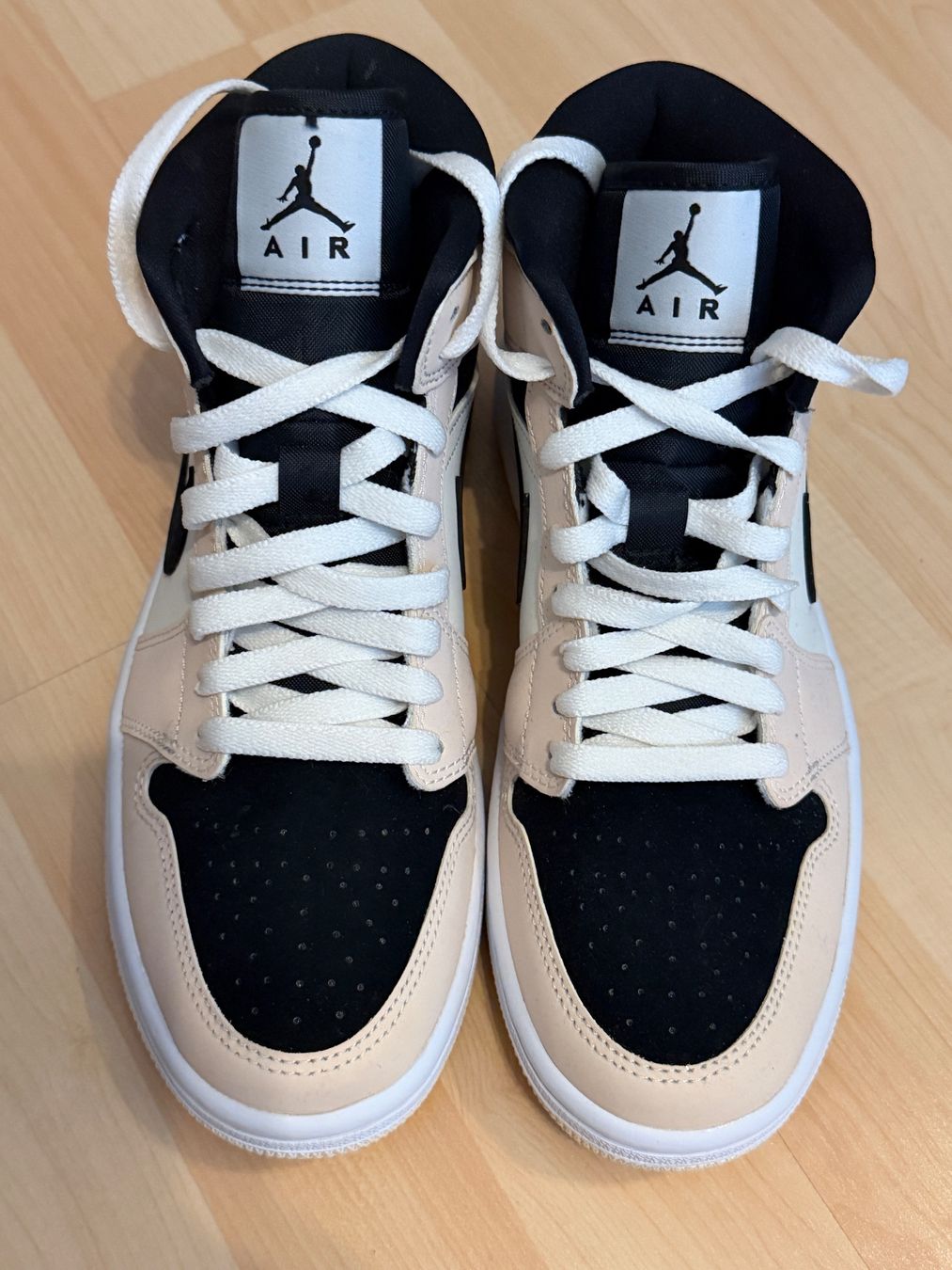 Jordan Damenschuhe: Jordan 1 Mid-Barely Orange, Grösse 39 – Neu und originalverpackt aus Hochdorf von maj_869r 1