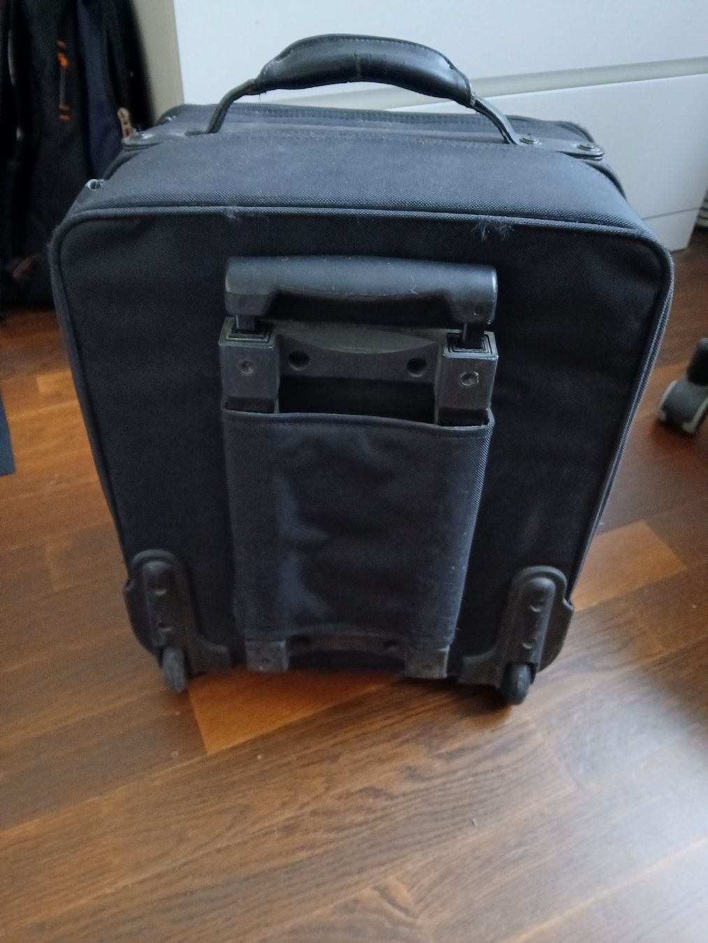 Valigie: Case Logic Rolling Catalog Case—Travel Ready! Black. – Usato da Dübendorf venduto da LoRi-2026 2