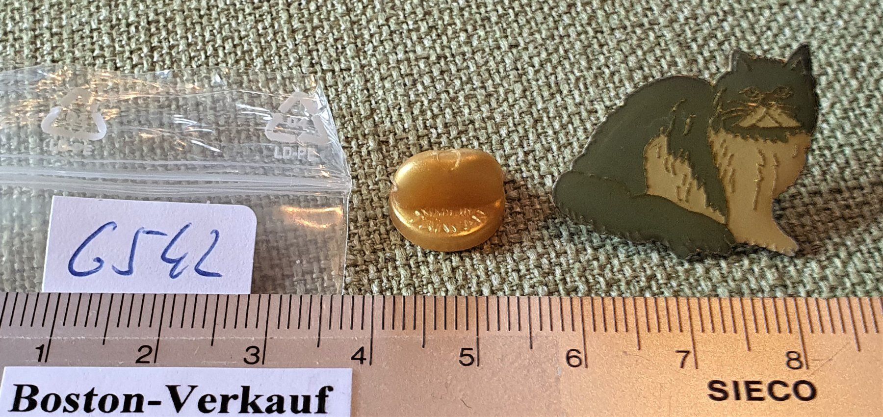 Placchette & Badge: G542 - Pin Katze – Usato da Reinach BL venduto da Boston-Verkauf 1