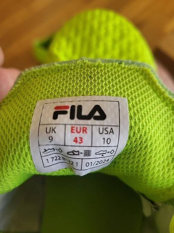 Fila Chaussures garçon: Fussballschuhe – D'occasion à Volketswil par sch_qqn7 4
