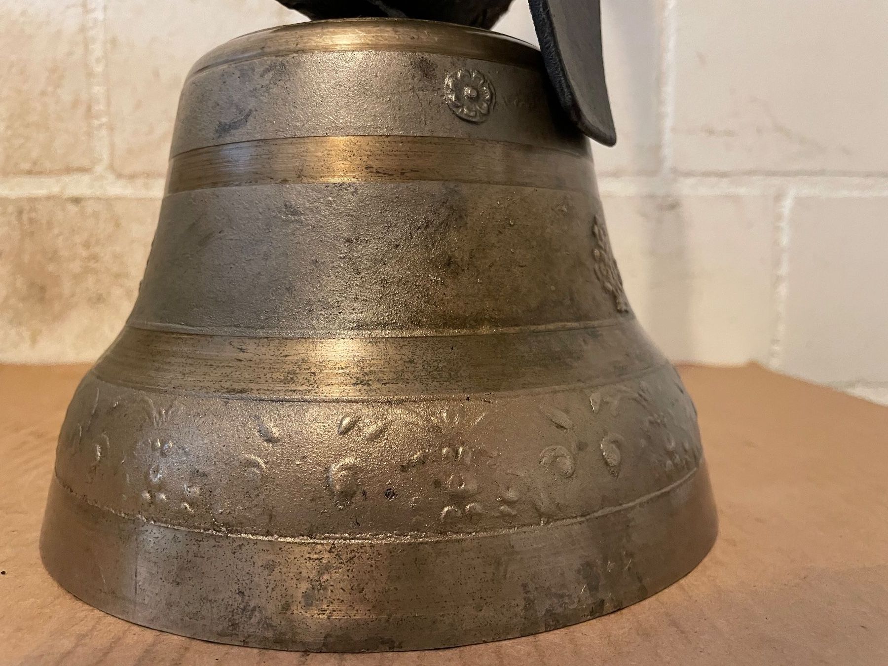 Cloches & sonnailles: Alte Glocke ab 1.00 Fr. – D'occasion à Birrhard par magisto52 7