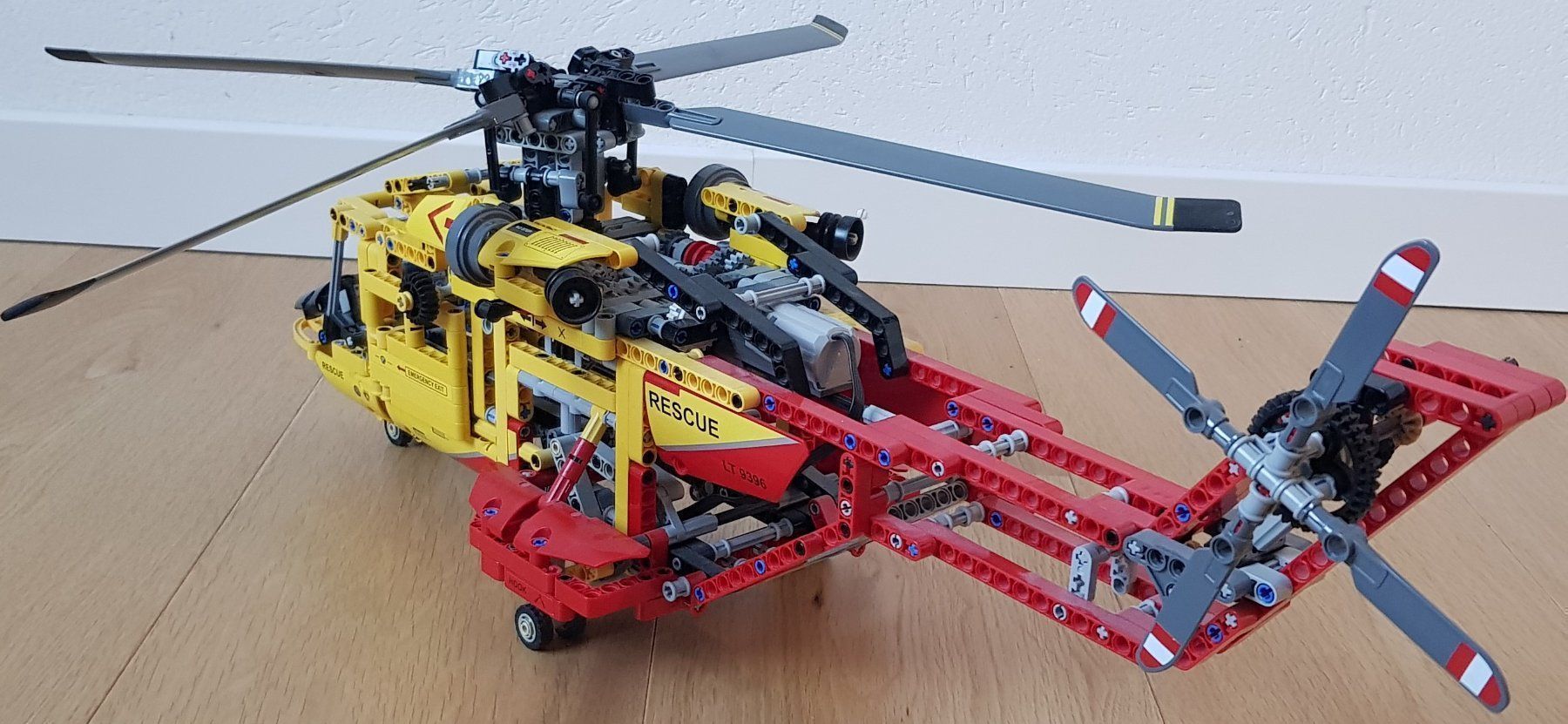 Lego Giocattoli: Lego Technic 9396 + Powerfunktion (Motorisierung) – Usato da Knonau venduto da Martincor 1