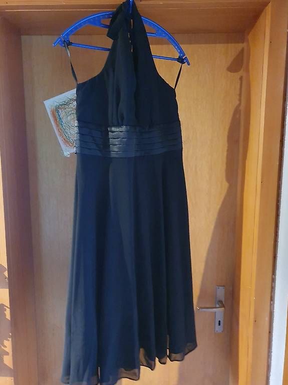 Kleider: Schwarzes kleid / rock polero – Gebraucht aus Häutligen von manu-abc 2