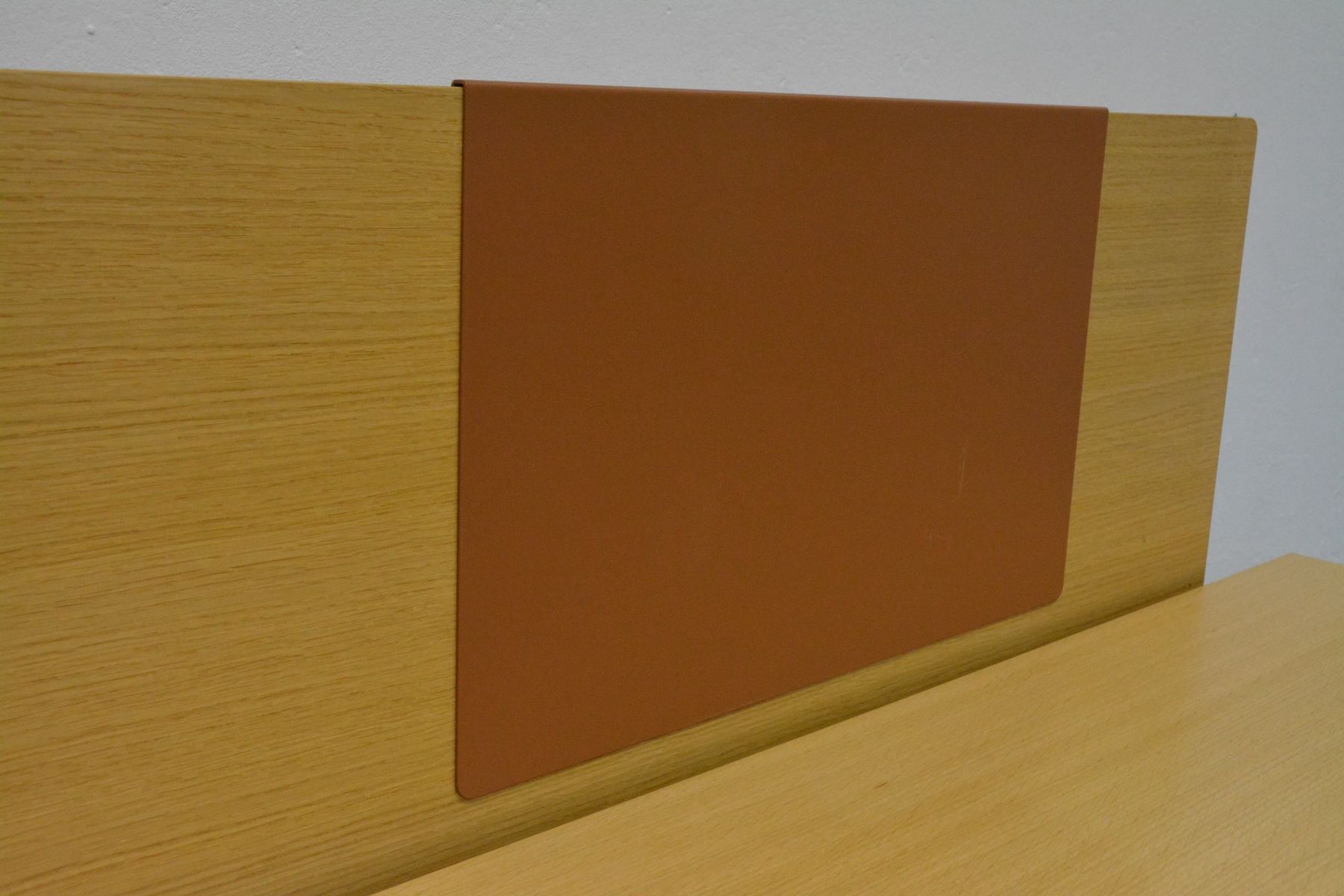 Lista Scrivanie: Lista Office LO One Magnetwand Kupferbraun – Usato da Schönenwerd venduto da mcofficeshop 1
