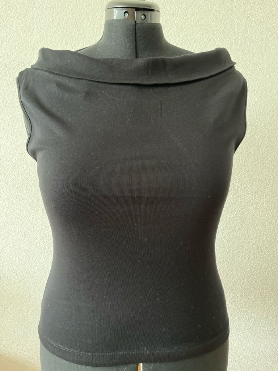 Tops: Zero Basic Oberteil schwarz Grösse 42 guter Zustand – Neuf (Voir description) à Buchs SG par Vrenilein