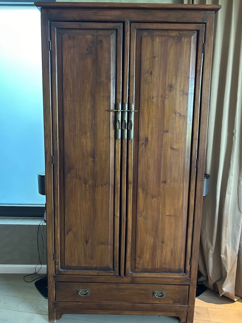 Schränke: Closet from BALI – Gebraucht aus Kilchberg ZH von Chua