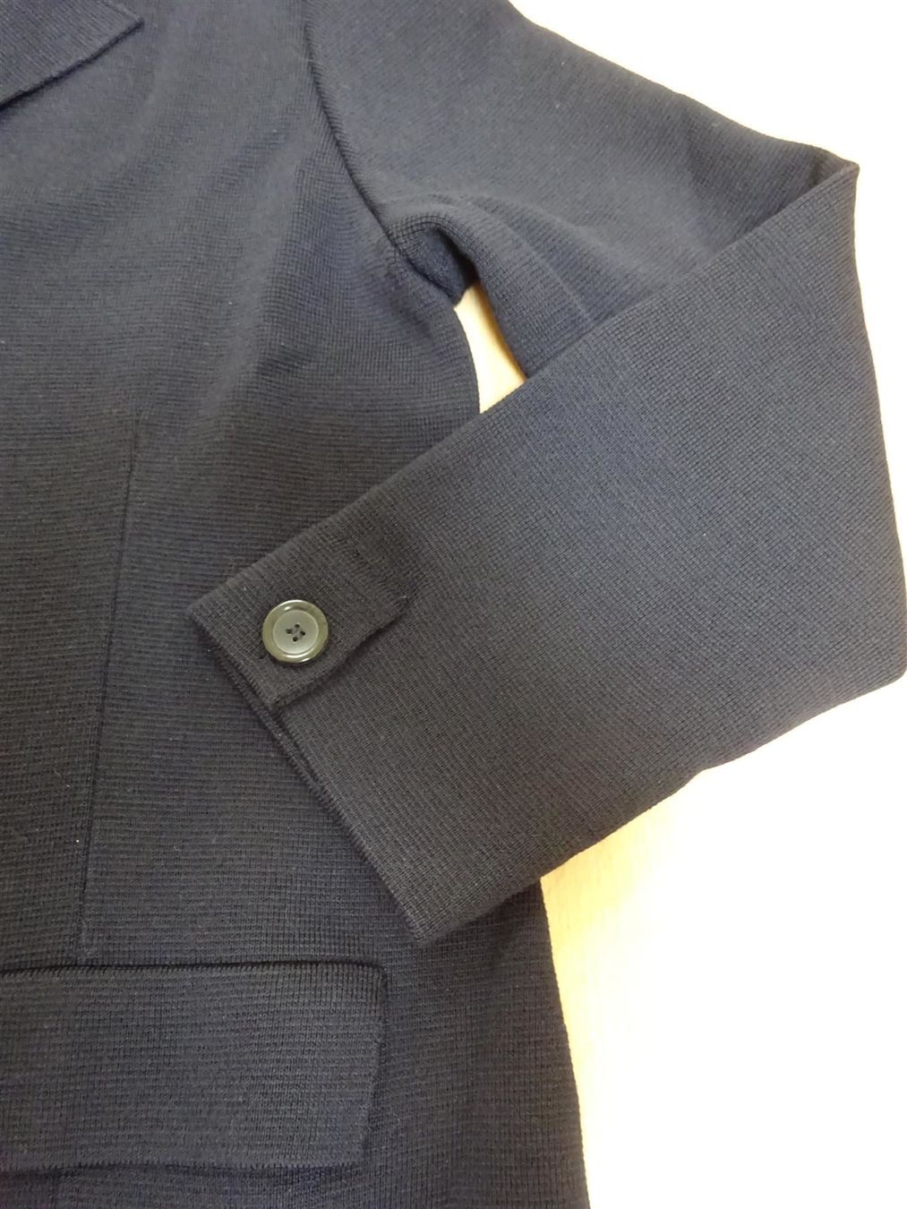Giacche: Fly 3 - Strickjacke - Grösse L – Usato da Zofingen venduto da Justizia_01 3