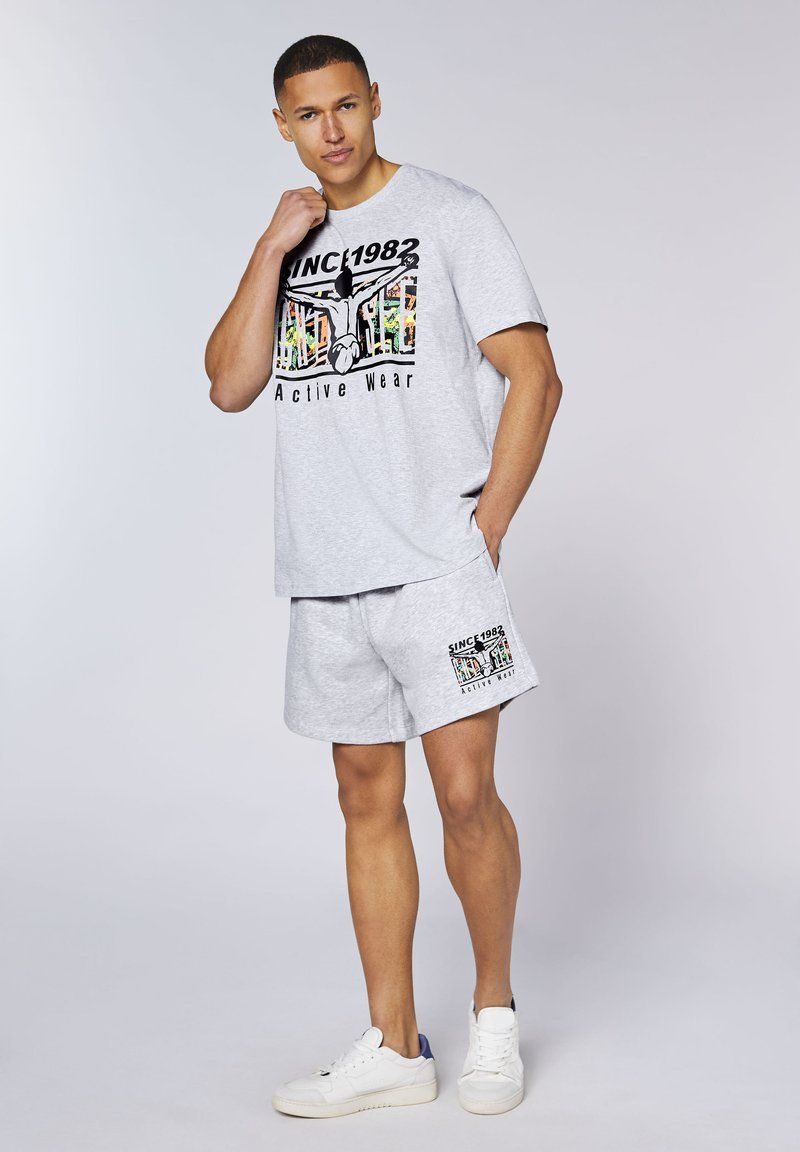 Chiemsee T-shirt: Chiemsee Herren T-Shirt Regular Fit Grau – Nuovo e nell'imballaggio originale da Boswil venduto da UrbanWave-Original12 2