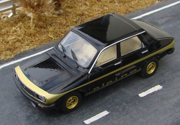 Renault Modellini d'auto: Renault 12 Alpine 1978 schwarz / gold – Nuovo e nell'imballaggio originale da Gerlafingen venduto da espero88 5