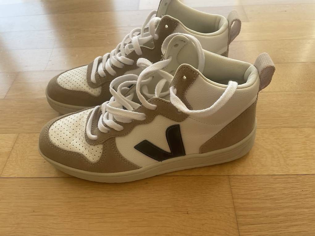 Scarpe da donna: Veja Sneaker – Usato da Meilen venduto da Silke0803