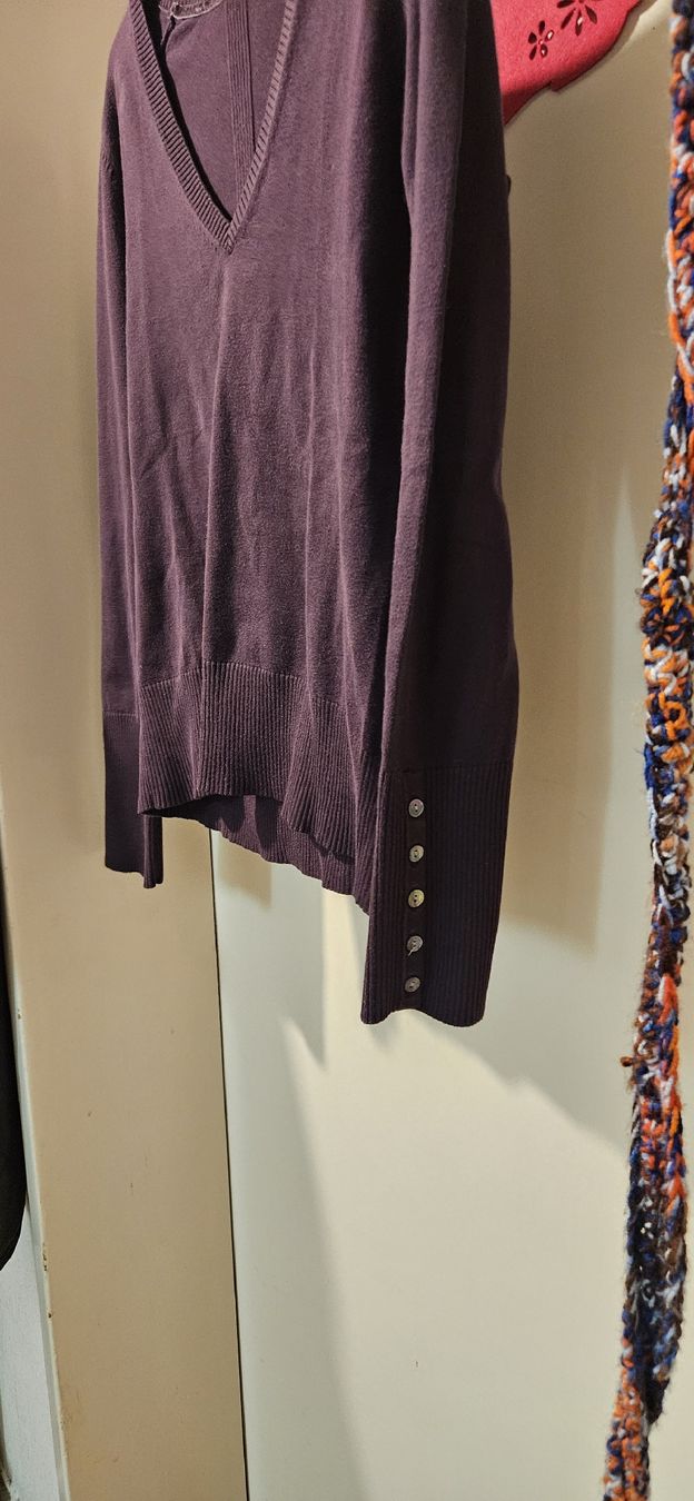 Maglioni & Felpe: Herbstlicher V-Ausschnitt Pullover mit Knöpfen Gr. M – Usato da Basel venduto da NikaV13 1