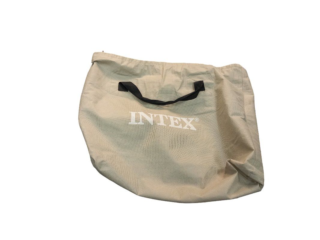 Materassi: INTEX Luftmatratze – Usato da Hünenberg venduto da Restwert_Zug 4