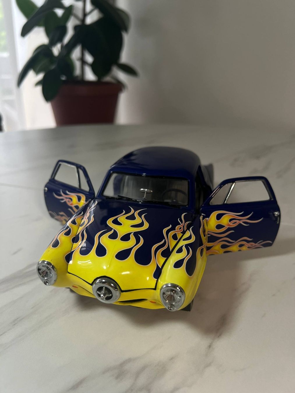 Modellini d'auto: Highway 61 Studebaker Custom Rod 1950, 1:18 – Usato da Basel venduto da hol_8ldp 3
