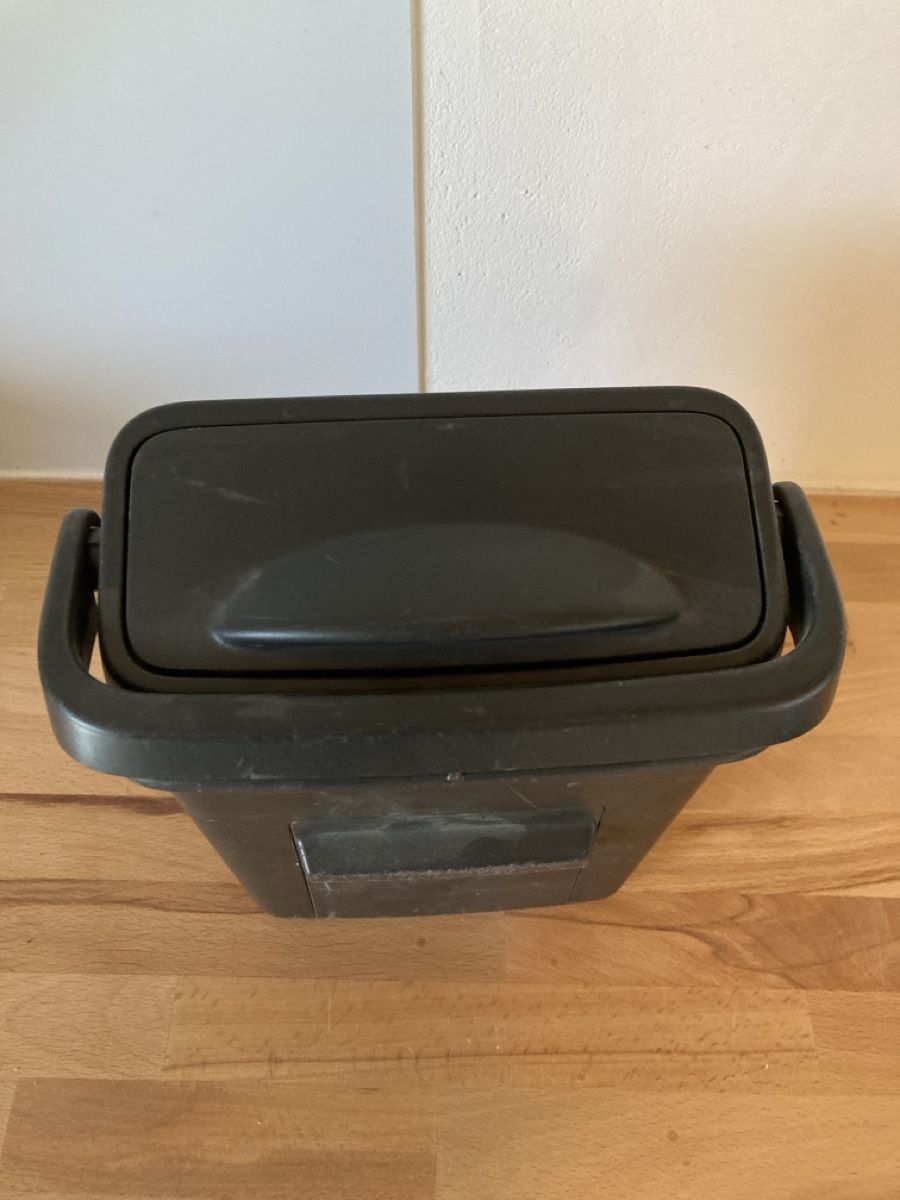 Altro per la casa: Vw T5 behäter – Usato da Lohn-Ammannsegg venduto da Christoff1