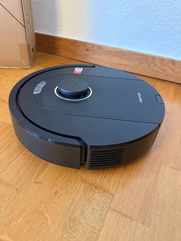 Staubsauger & Zubehör: Roborock Q5 Pro Saugroboter mit Ladestation – Gebraucht aus Zürich von max_z2l2 4