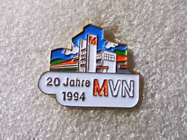 Ansteckpin 56: 20 Jahre Migros MVN
