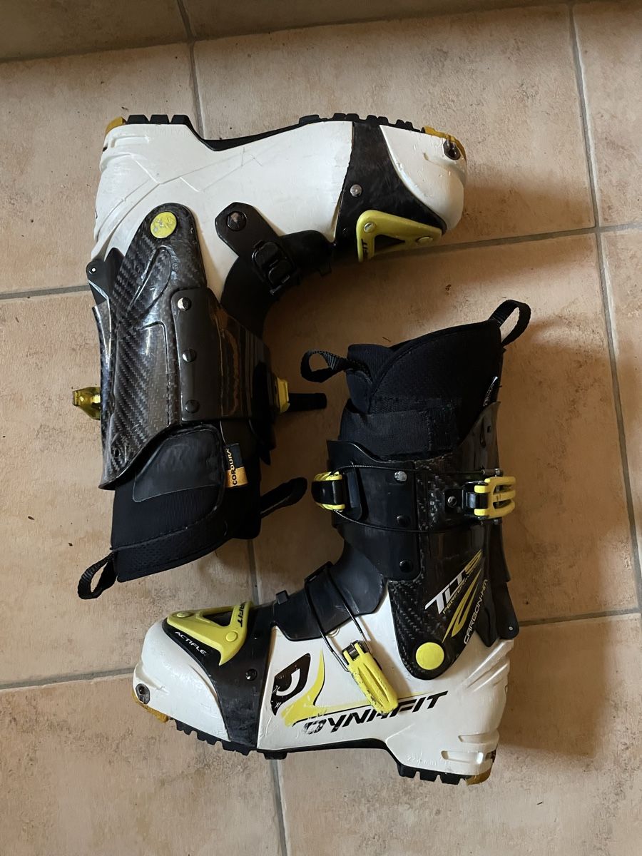 Dynafit Scarpe da uomo: Chaussures de randonnée – Usato da Martigny-Croix venduto da lem7