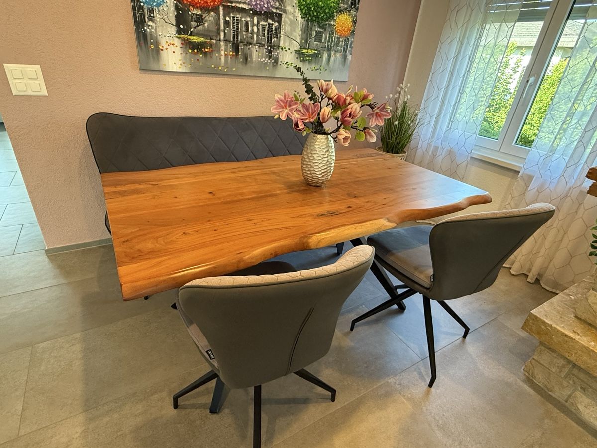 Pfister Set di tavolo e panche: Esszimmer sehr hochwertig  – Nuovo (secondo la descrizione) da Recherswil venduto da Zebra2009