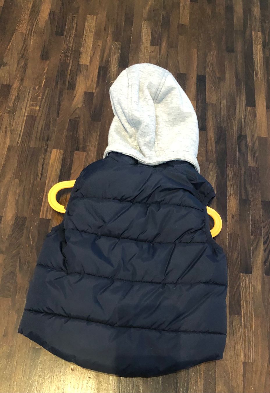 H&M Altro abbigliamento per bambino: Gilet Grösse 98/104 – Usato da St. Gallen venduto da Melina020 1