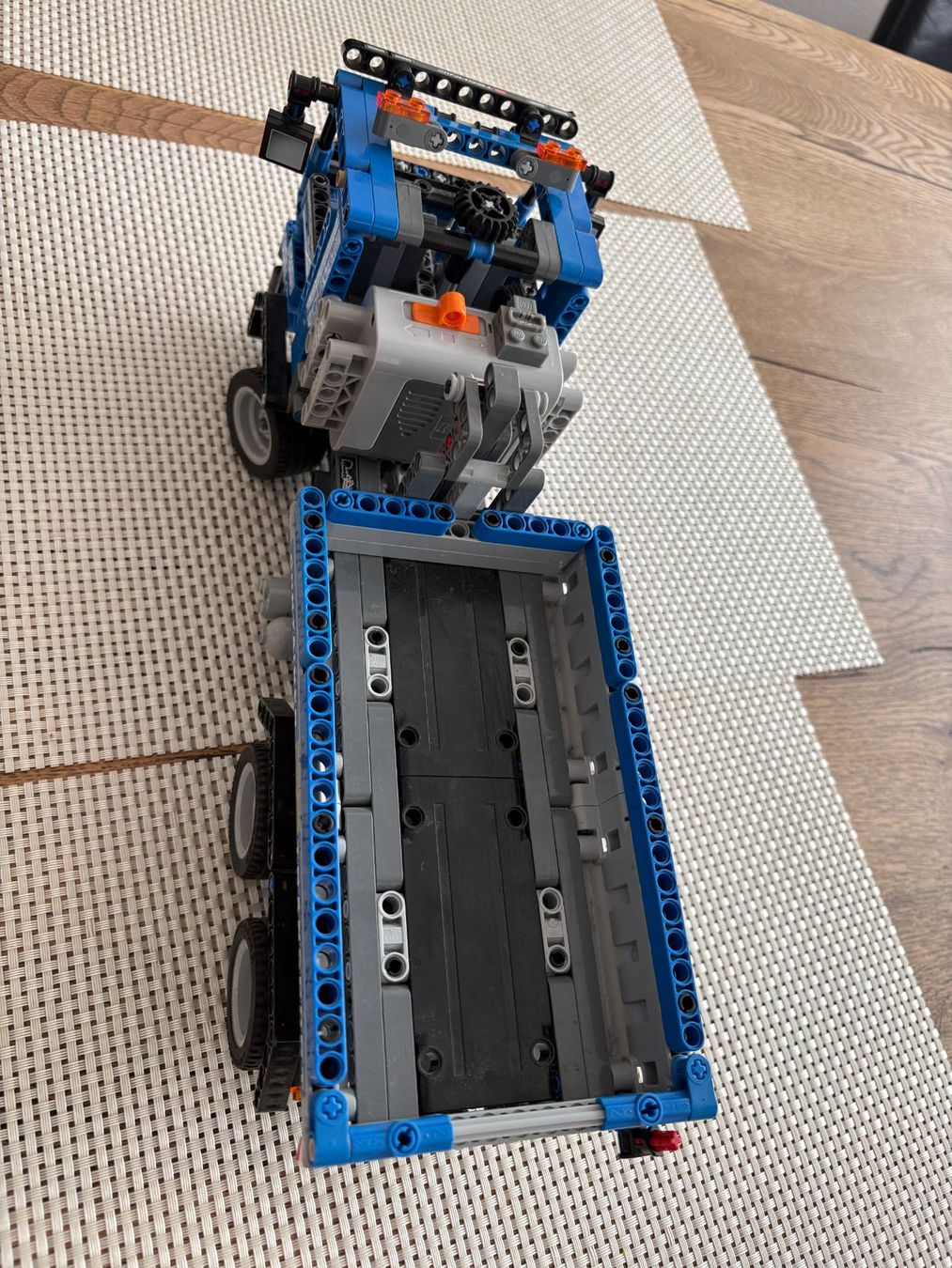 Lego Giocattoli: Lego Technic 8052 Container Truck – Usato da Buochs venduto da Techtelmechtel 4