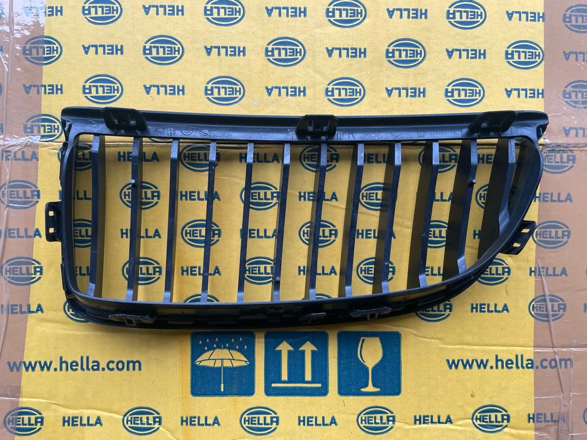 BMW Alle Autoersatzteile: Grille de calandre BMW 335i E90 E91 E92 E93 pièce d’origine – Gebraucht aus Denges von Ricautomotive 1