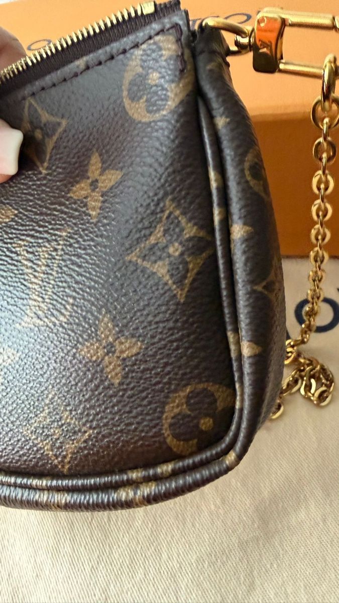 Borse da donna: LV Multi Pochette Pink – Usato da Münchenstein venduto da watchpatrol 7