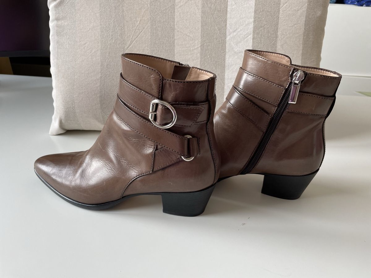 Scarpe da donna: Leder Stiefelette Leder Asper 38,5 – Usato da Freienbach venduto da schimmel01