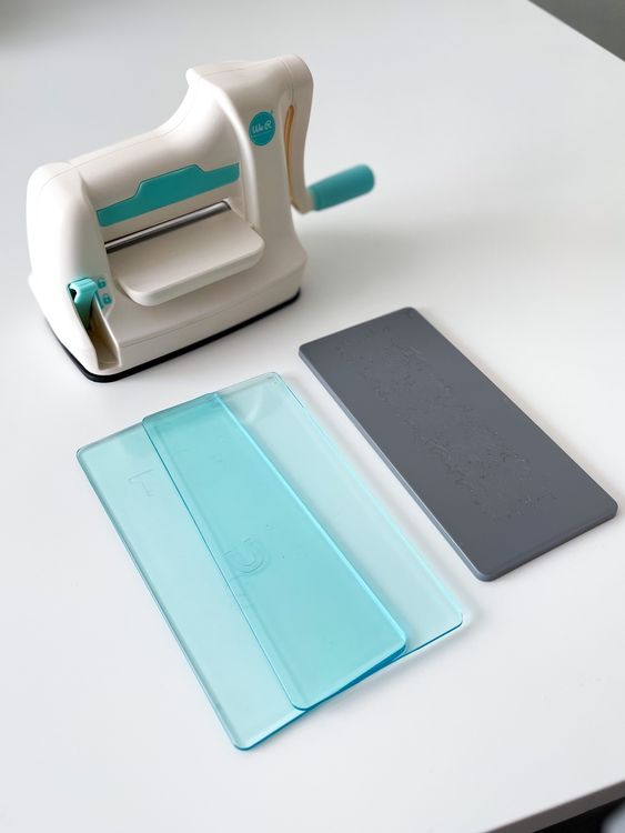 Mini Evolution Die Cut Machine We R Memory Keepers Kaufen auf Ricardo