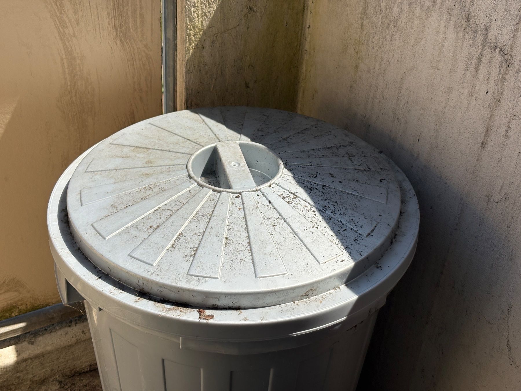 Contenitori & Simili: Keeeper Maxi-Tonne Mats – Usato da Dietikon venduto da The-Star-Shop 2