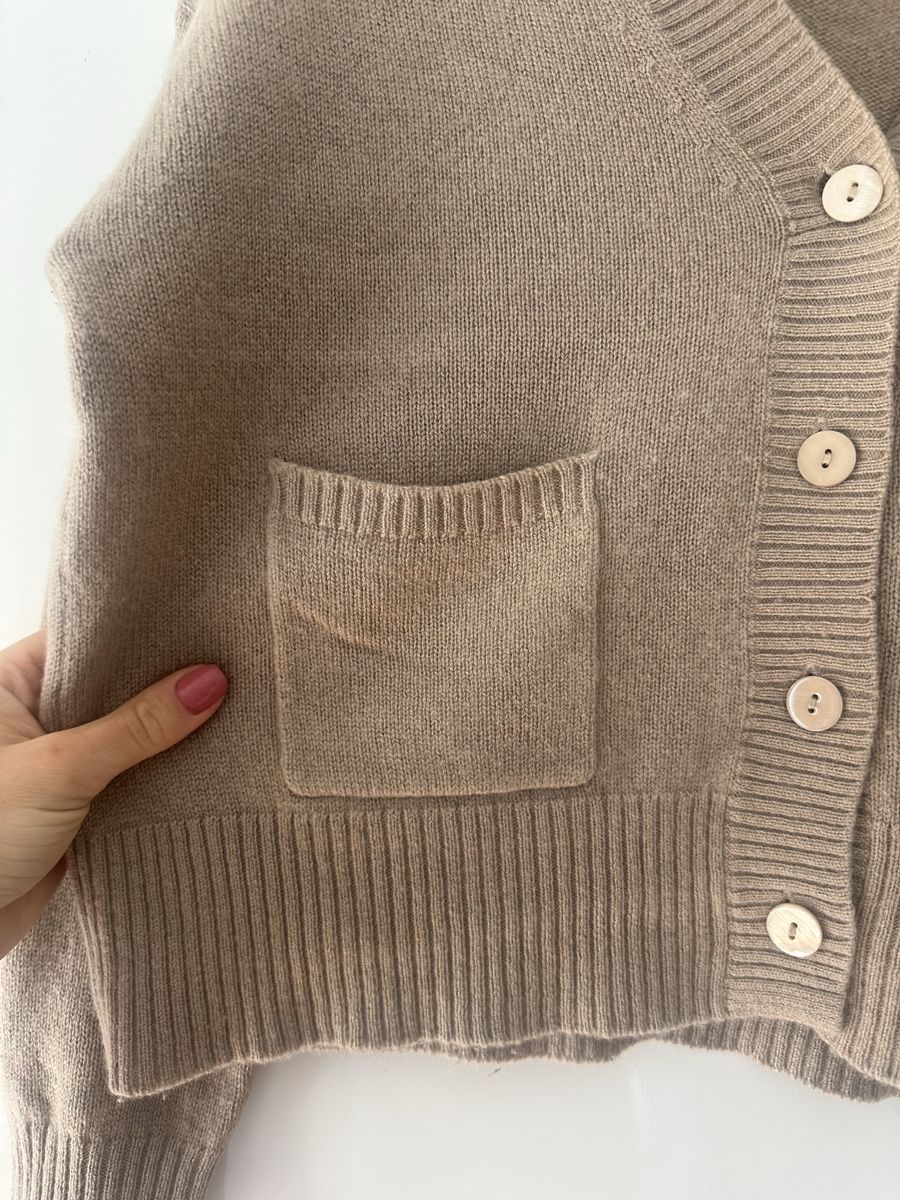 Max Mara Maglioni & Felpe: MaxMara beige cardigan 100% cashmere – Usato da Uster venduto da Monika_OB 1