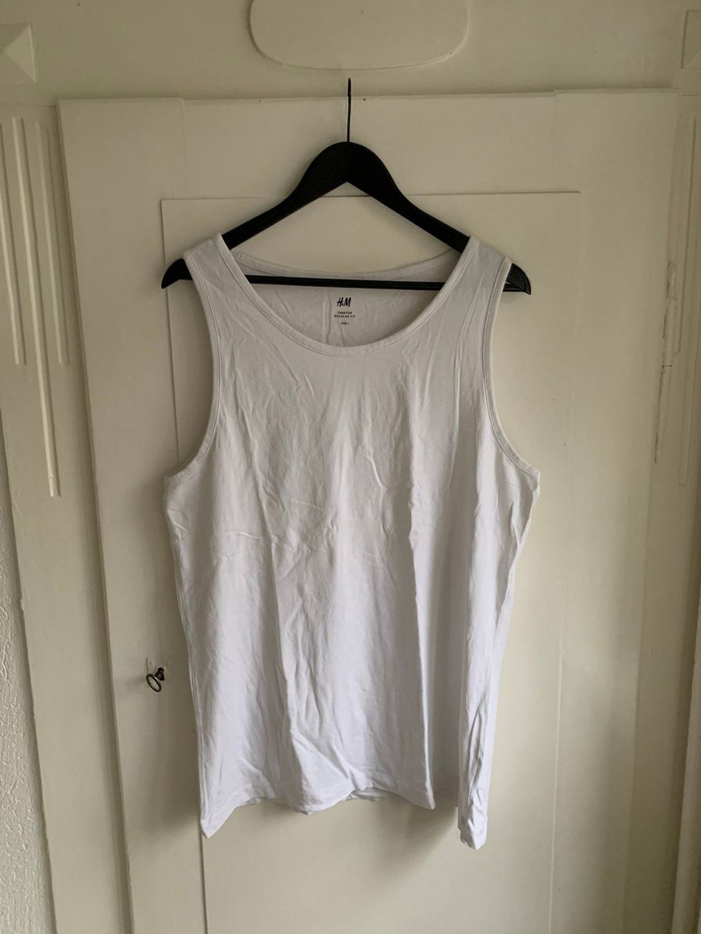 H&M T-shirts: Tank Top weiss - L – D'occasion à Zürich par Diazaio