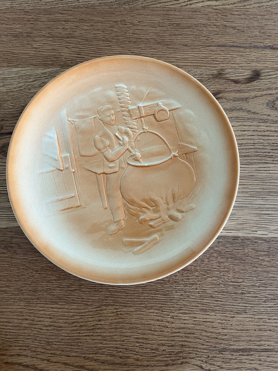 Assiettes: Teller Antik – D'occasion à Schliern b. Köniz par medion3098 1