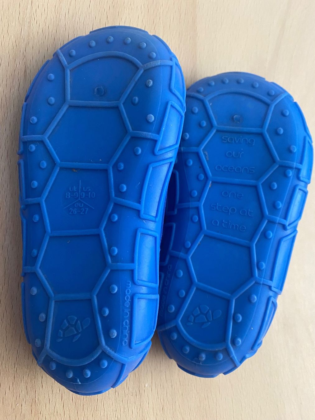 Scarpe per ragazzi: Badeschuhe Tutrl 26-27 – Usato da Herzogenbuchsee venduto da MoLa85 2