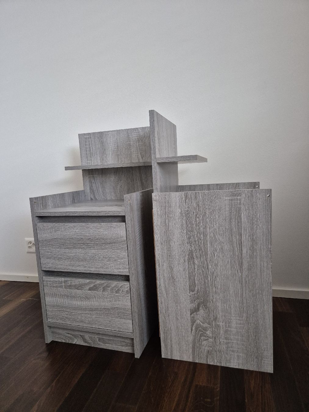 Comodini: 2 x Nachttische / Grey Oak – Usato da Schwerzenbach venduto da buebelle 2
