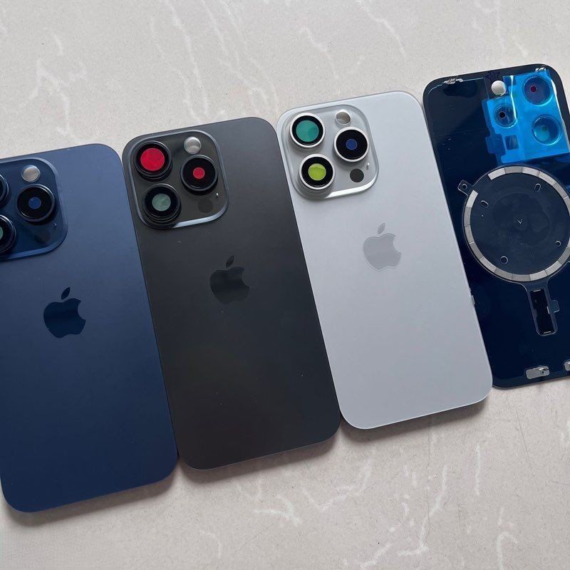 Apple Telefoni cellulari / Smartphones: Vitres arrière iPhone 15 Pro | Qualité Premium – Nuovo e nell'imballaggio originale da Vicques venduto da samyboy 2